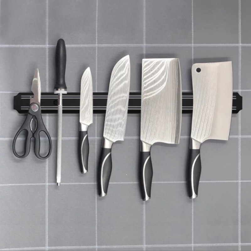 Magnetyczny uchwyt ścienny na  – Magnetic Knife Strip recenzja i cena